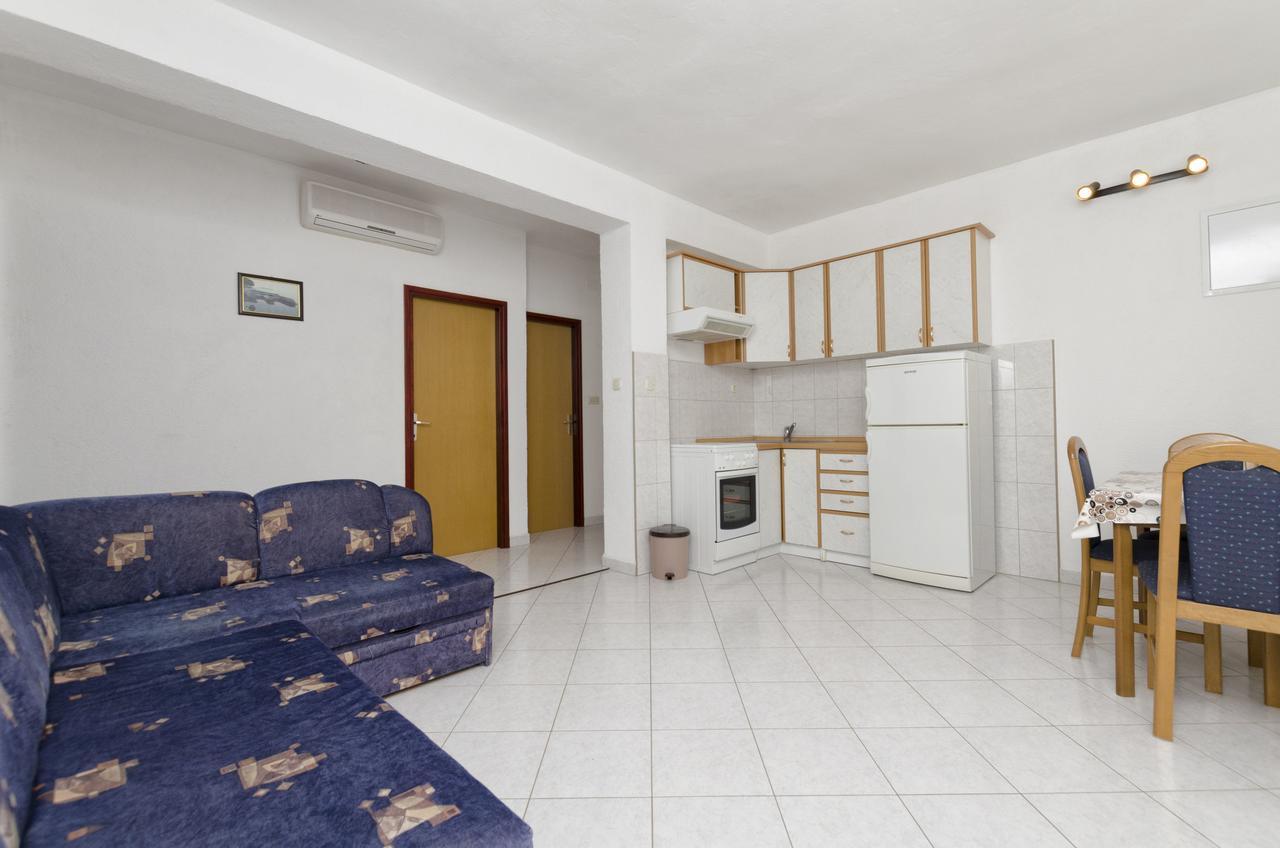 Apartments Mime Пировац Екстериор снимка